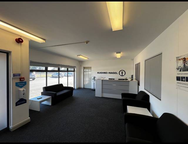 732M² WAREHOUSE TO LET IN AIRPORT INDUSTRIA